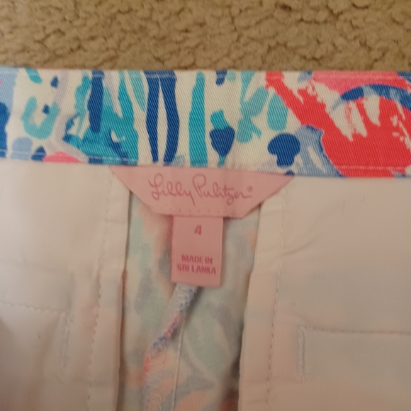 Lilly pulitzer shorts - Picture 3 of 4